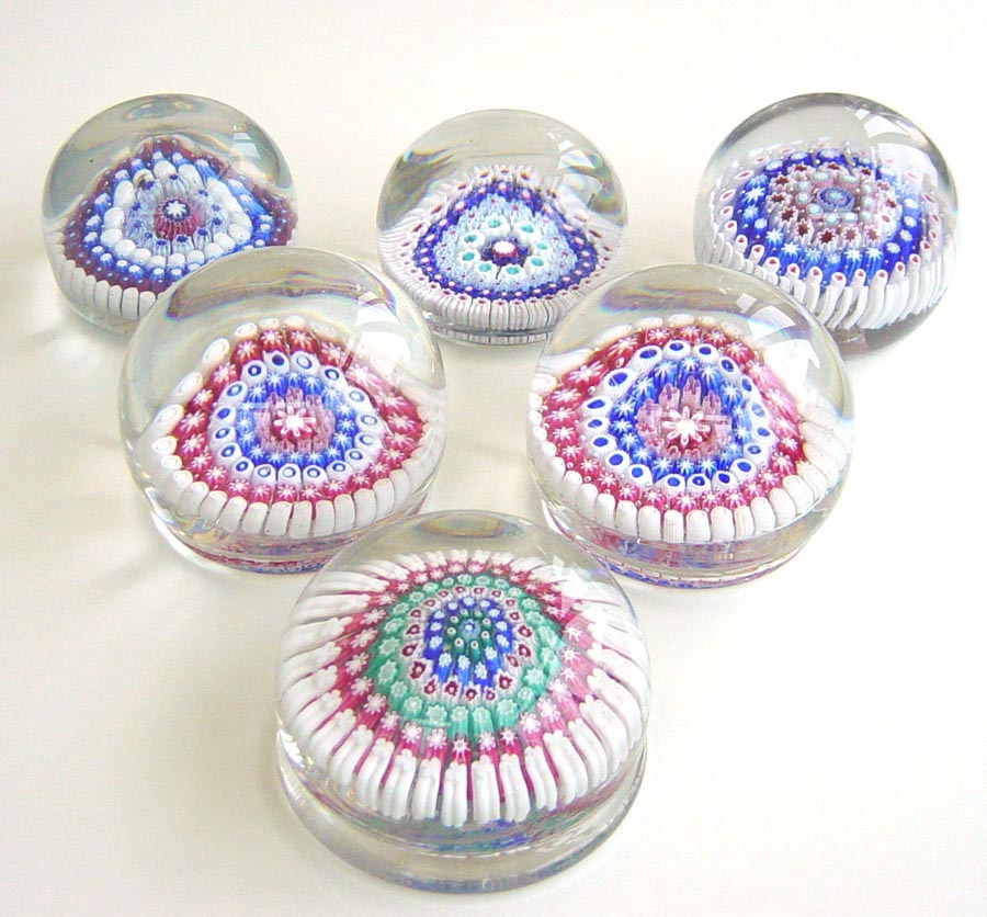 Old English Gallery www.pwts.co.uk The Paperweight People